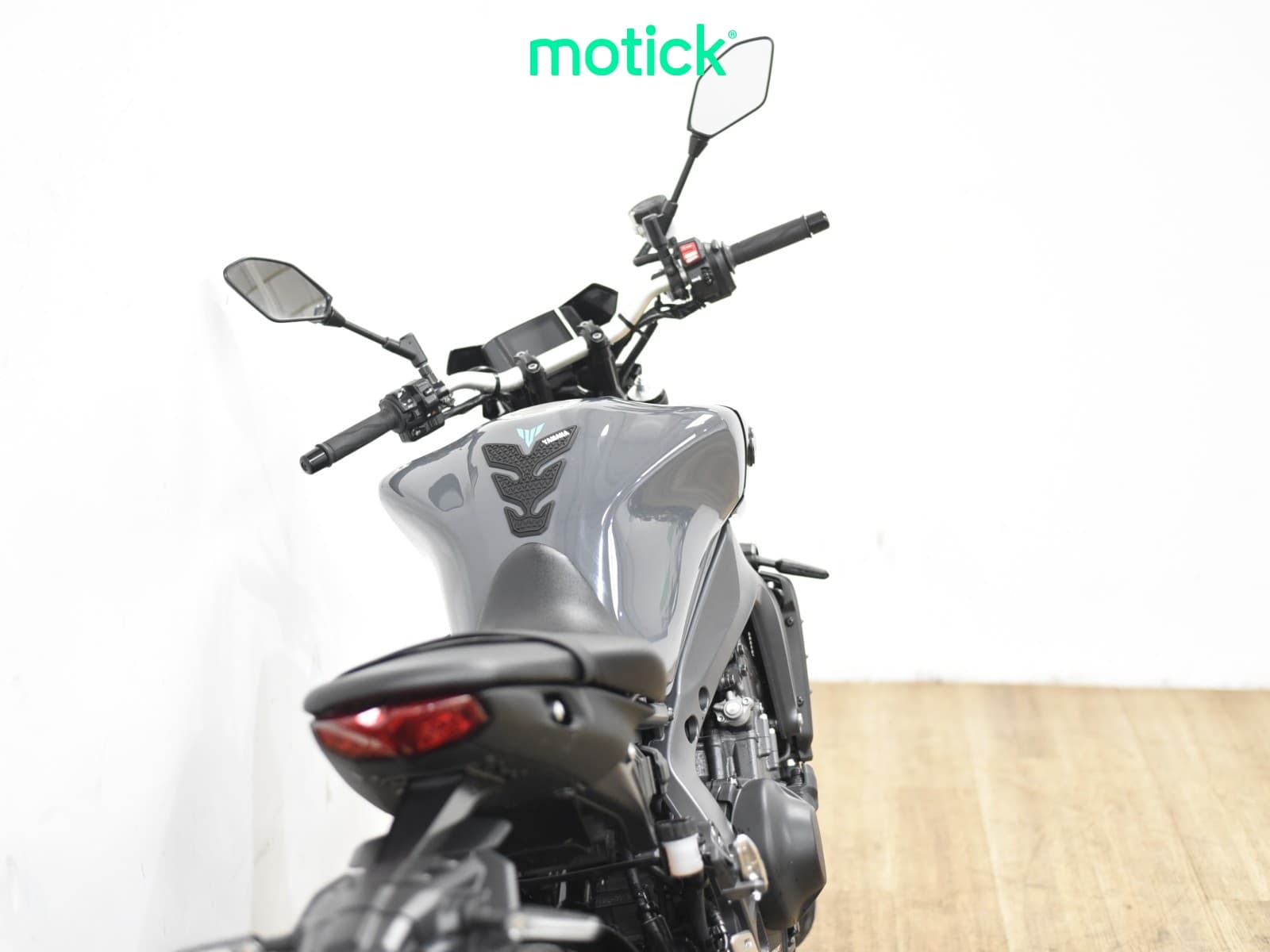 YAMAHA MT-09 (A2)