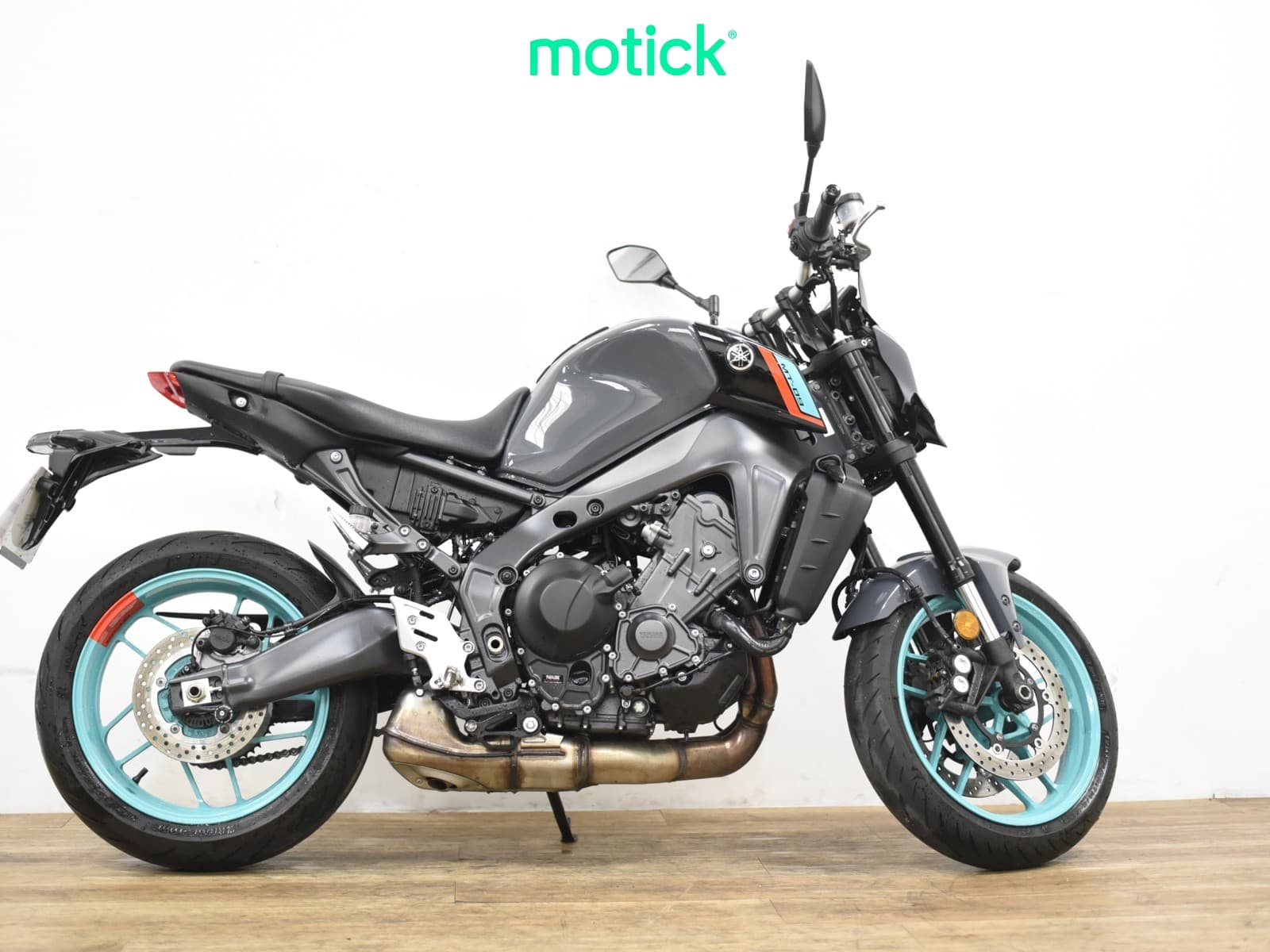 YAMAHA MT-09 (A2)