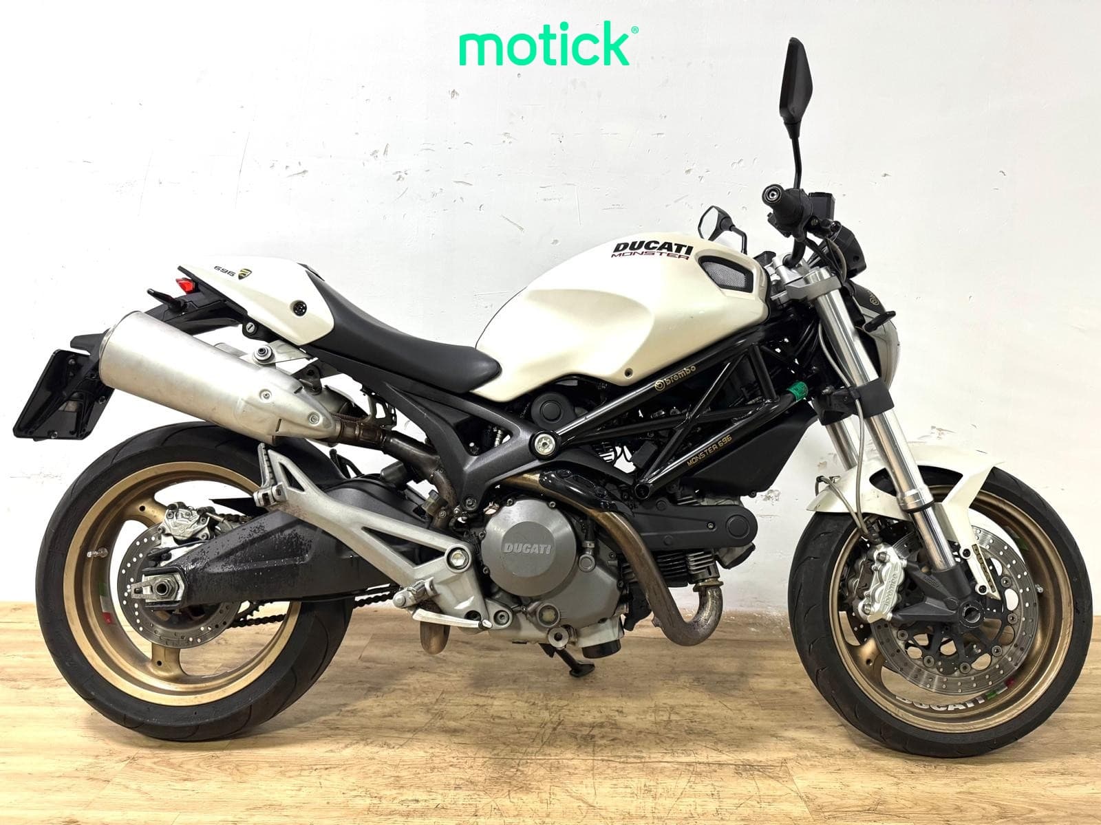 DUCATI MONSTER 696 (A2)