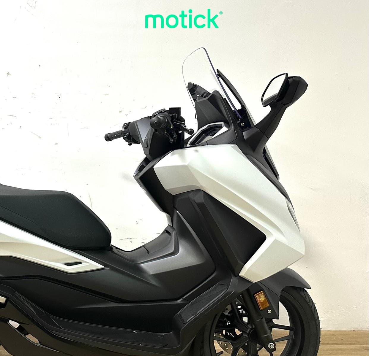 HONDA FORZA 125 (IVA DEDUCIBLE)