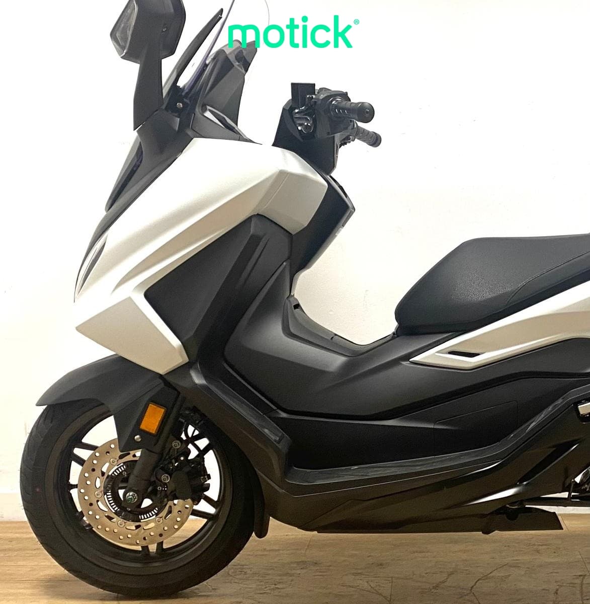 HONDA FORZA 125 (IVA DEDUCIBLE)