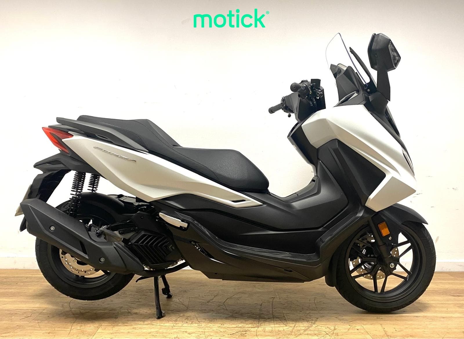 HONDA FORZA 125 (IVA DEDUCIBLE)