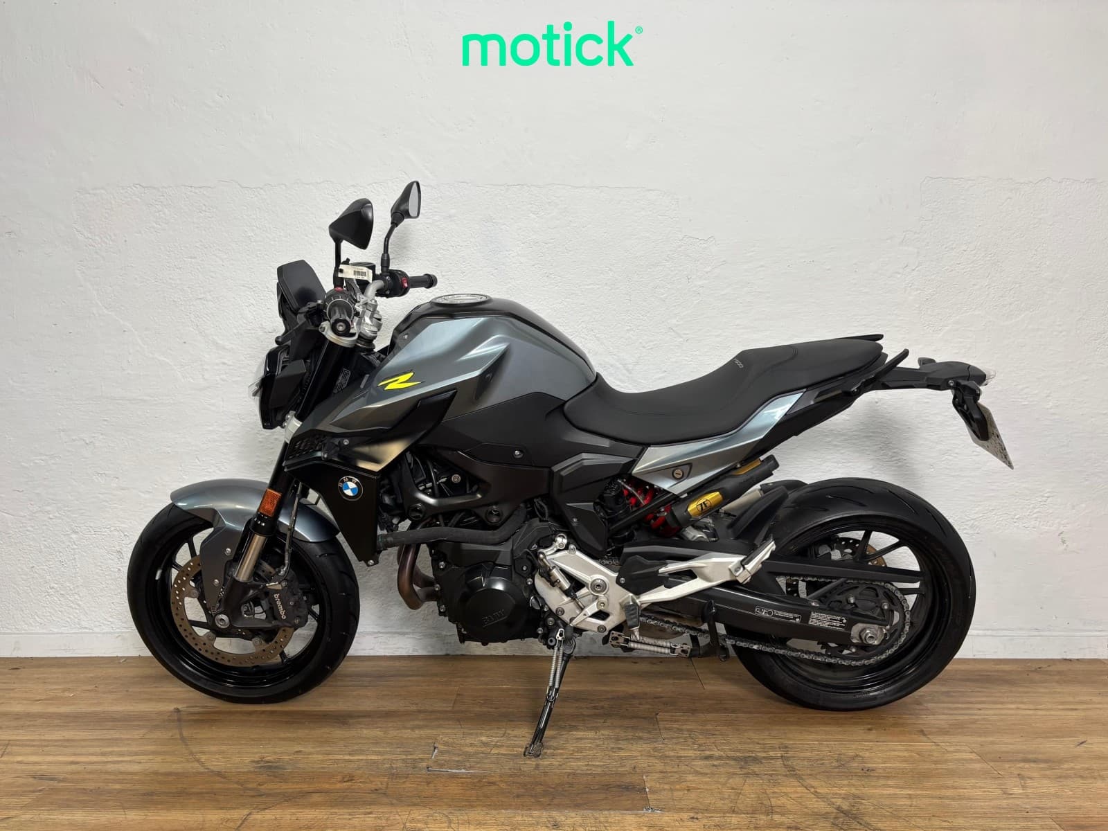 BMW F 900 R (PACK ACTIVE AND COMFORT)