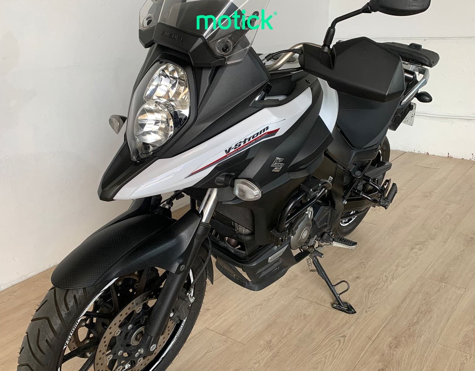 SUZUKI V STROM 650