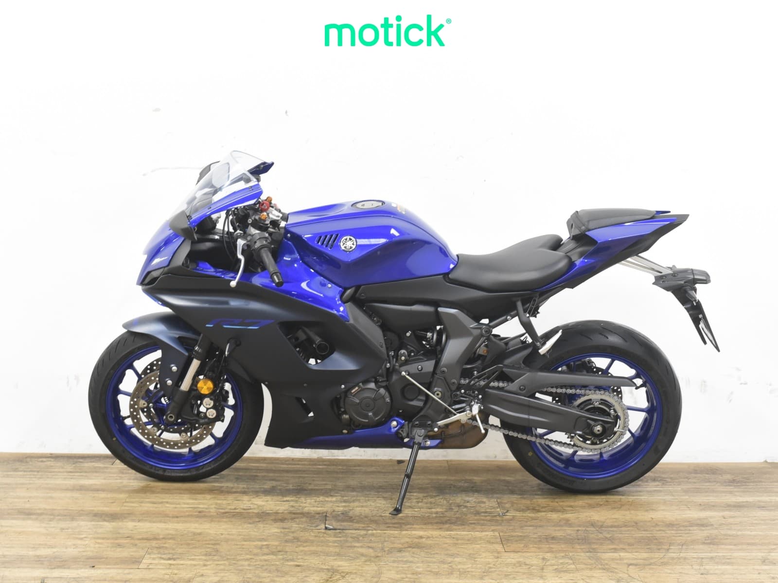 YAMAHA R7 (A2)