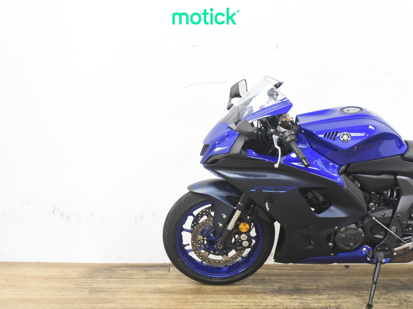 YAMAHA R7 (A2)