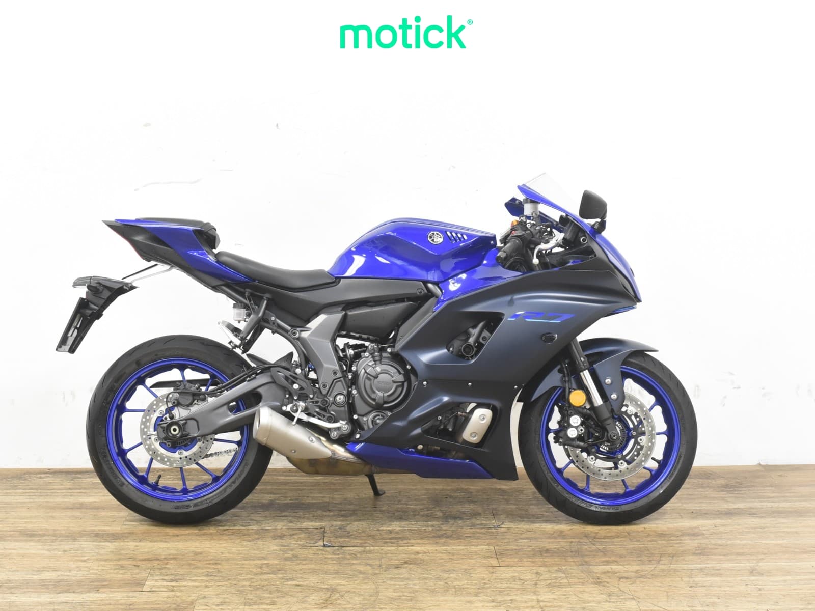 YAMAHA R7 (A2)