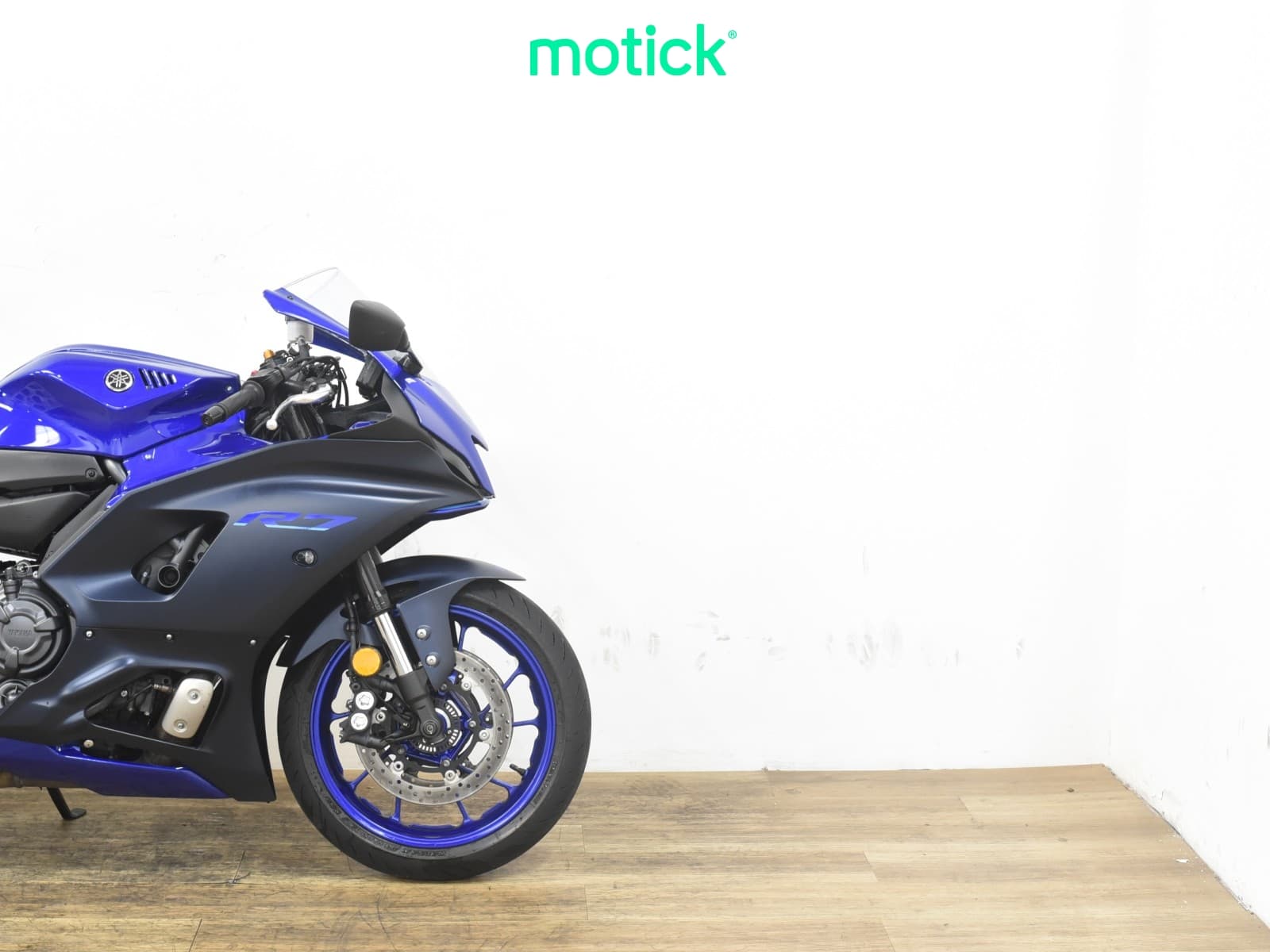 YAMAHA R7 (A2)
