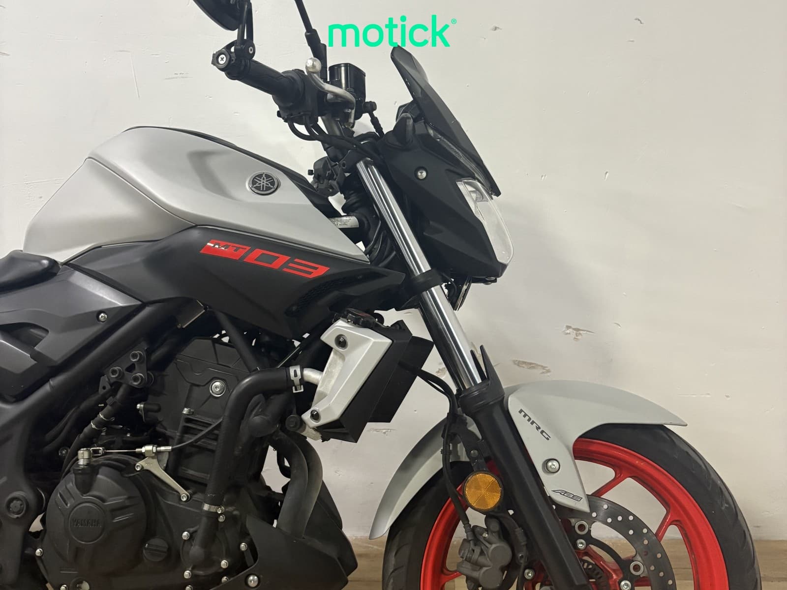 YAMAHA MT-03