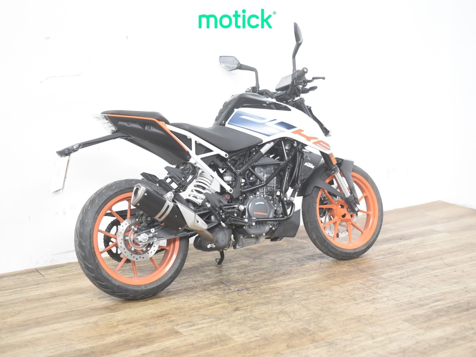 KTM DUKE 125