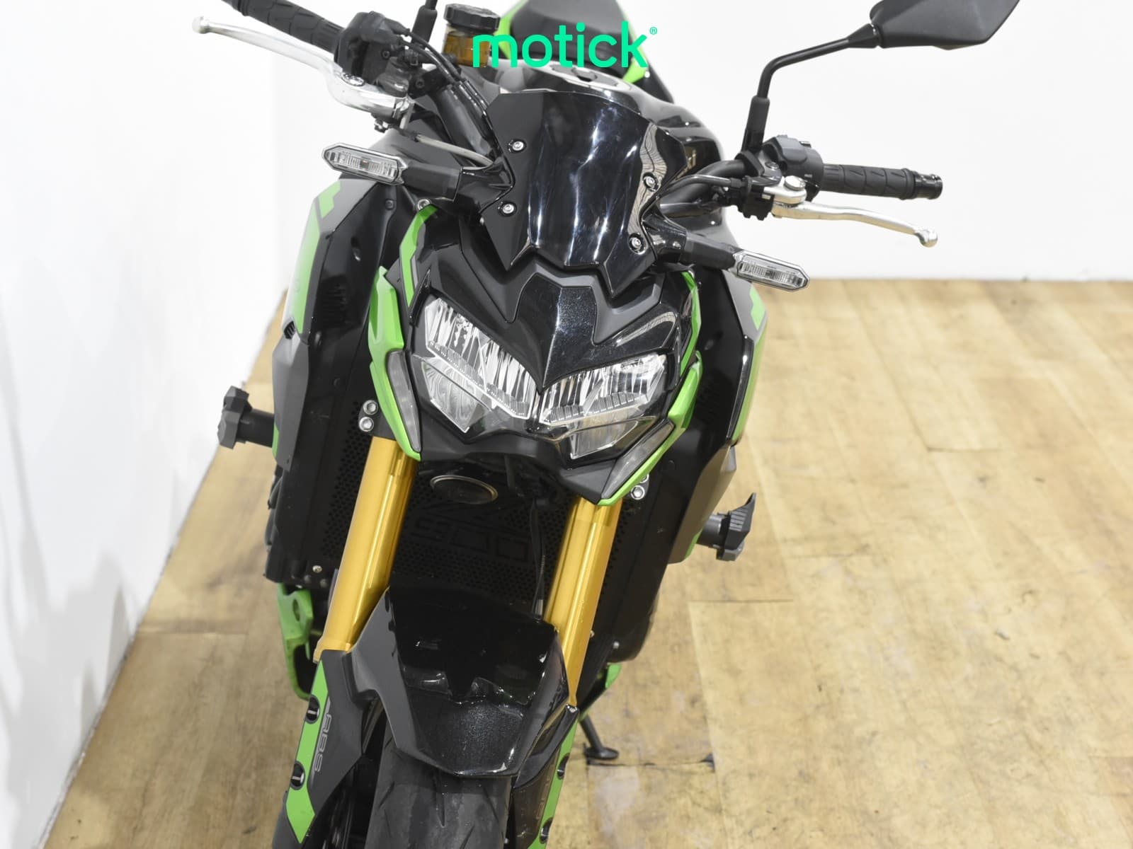KAWASAKI Z 900 (FULL)