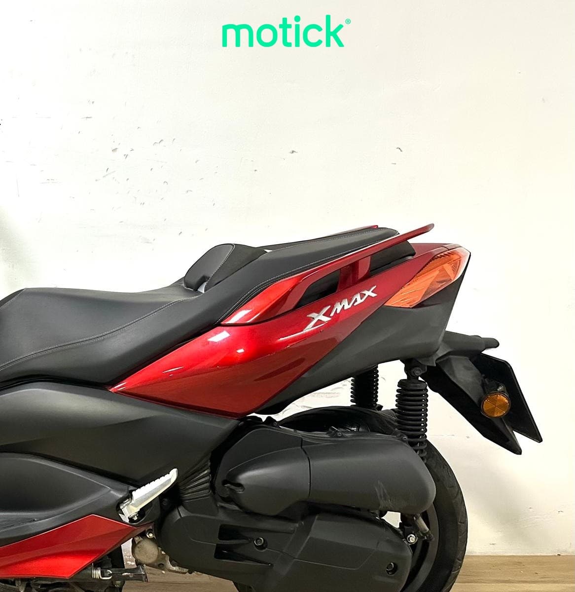 YAMAHA XMAX 125