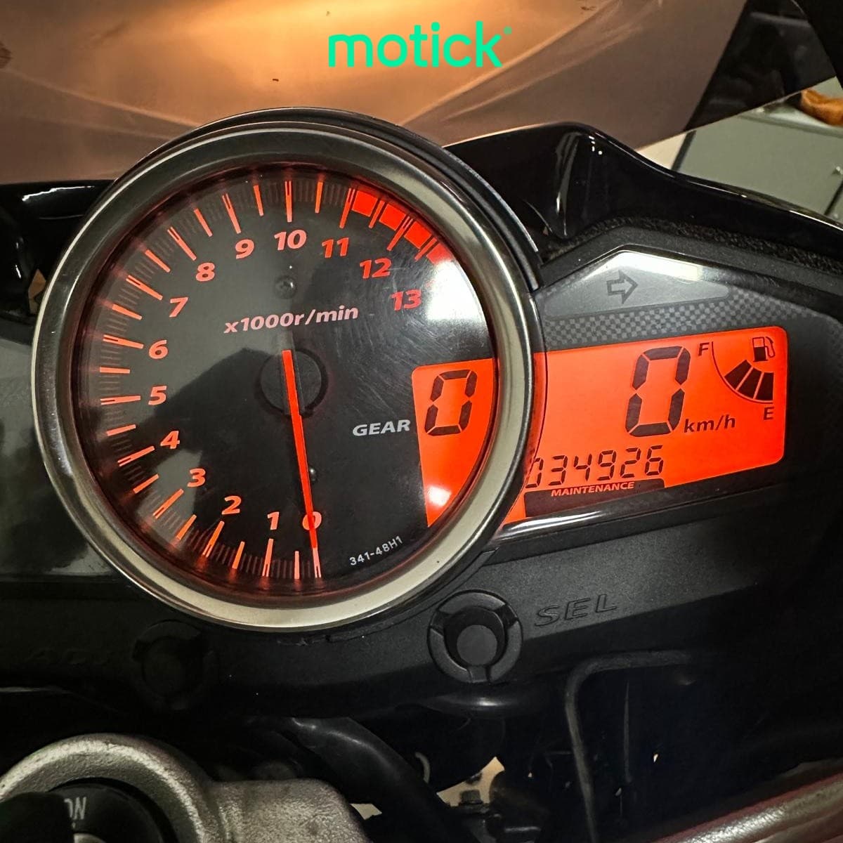 SUZUKI GW 250 INAZUMA