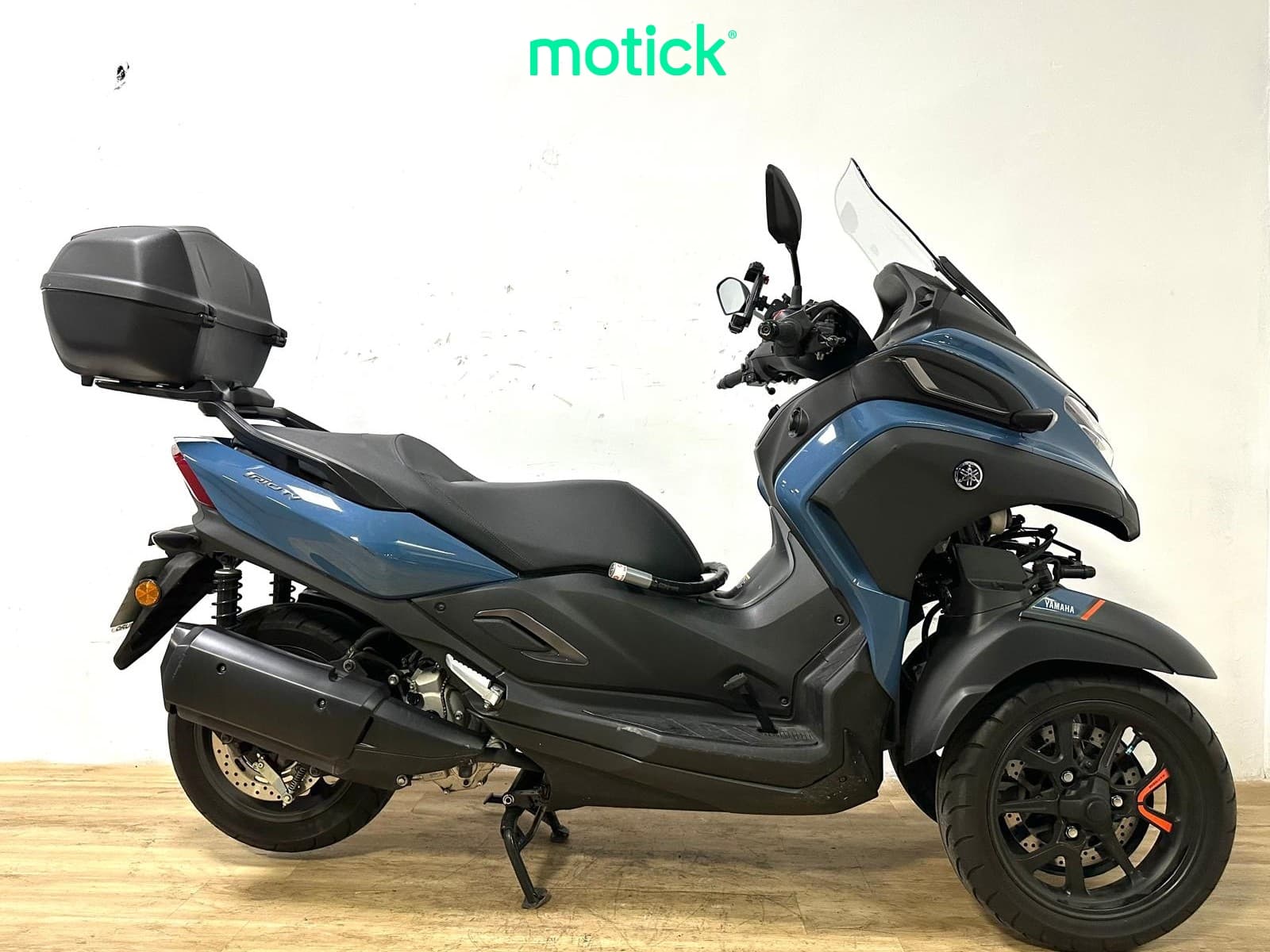 YAMAHA TRICITY 300