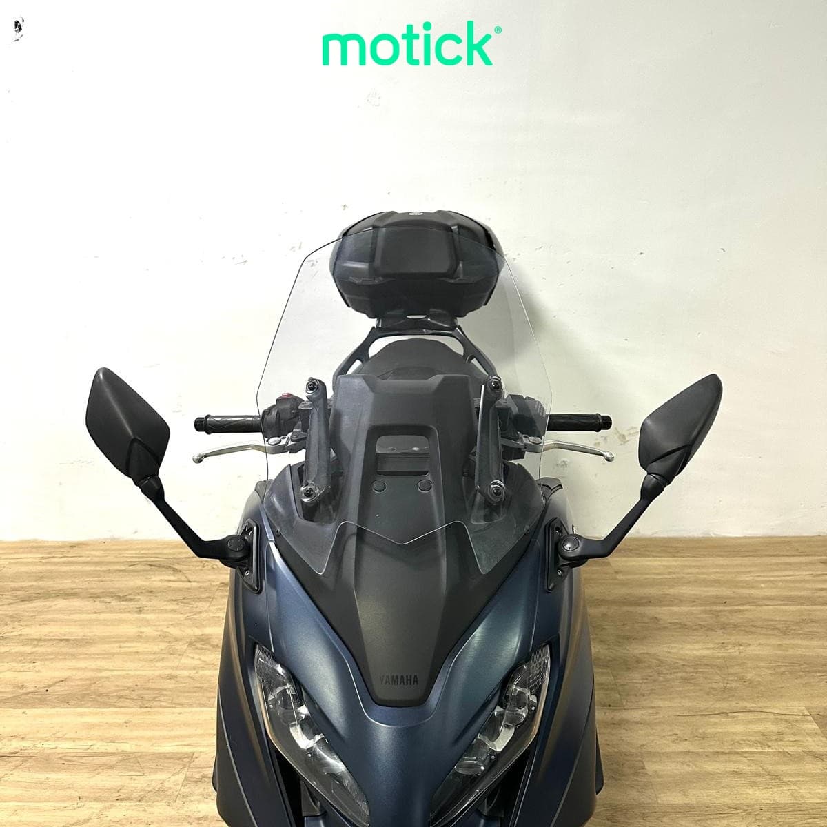 YAMAHA TMAX 560