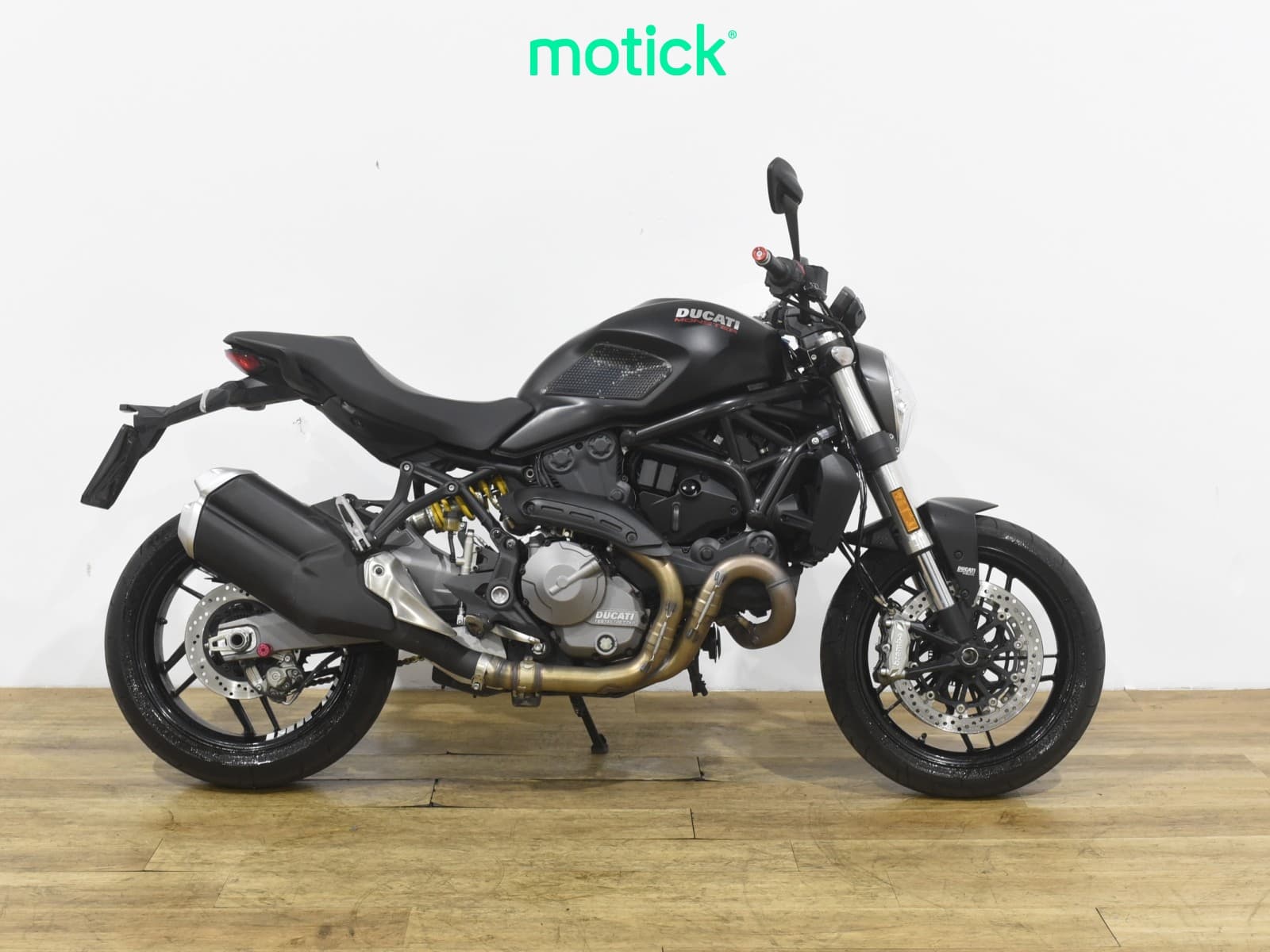 DUCATI MONSTER 821