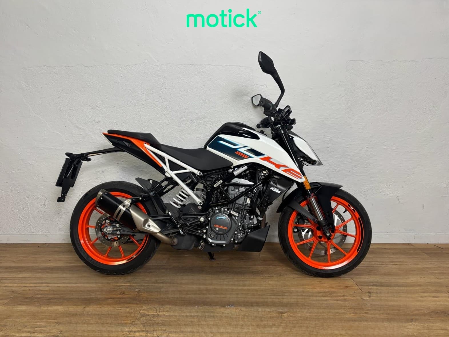 KTM DUKE 125