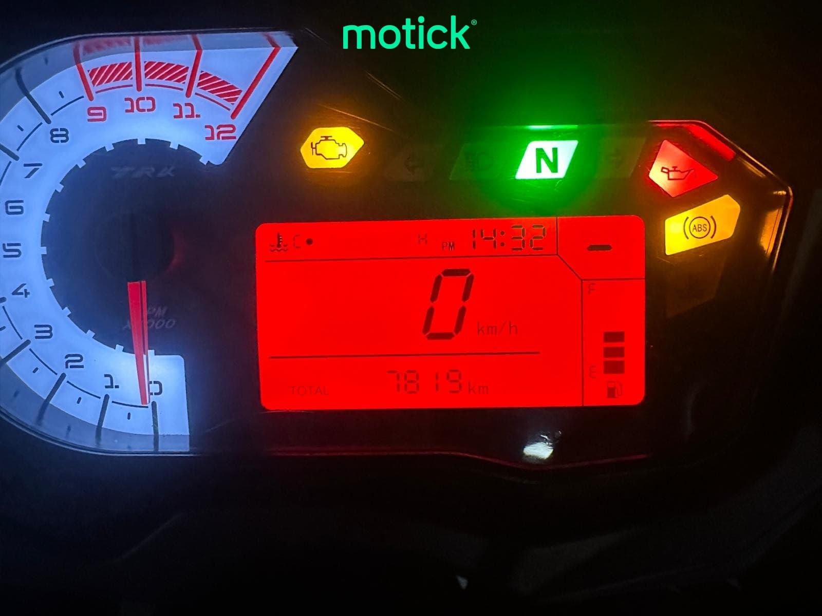 BENELLI TRK 502 (3 MALETAS)