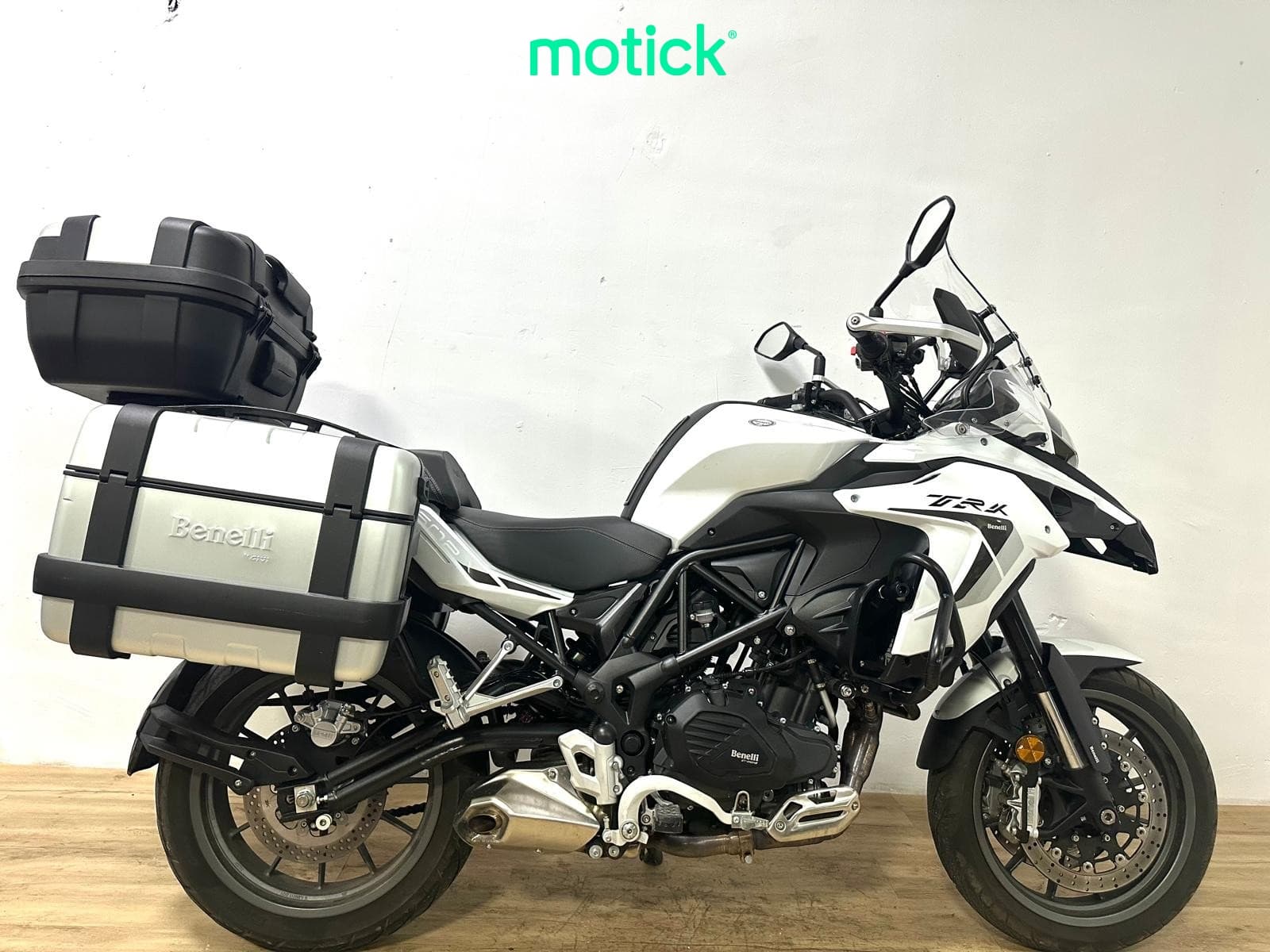 BENELLI TRK 502 (3 MALETAS)