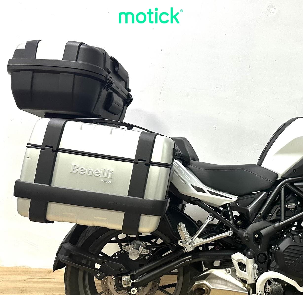 BENELLI TRK 502 (3 MALETAS)