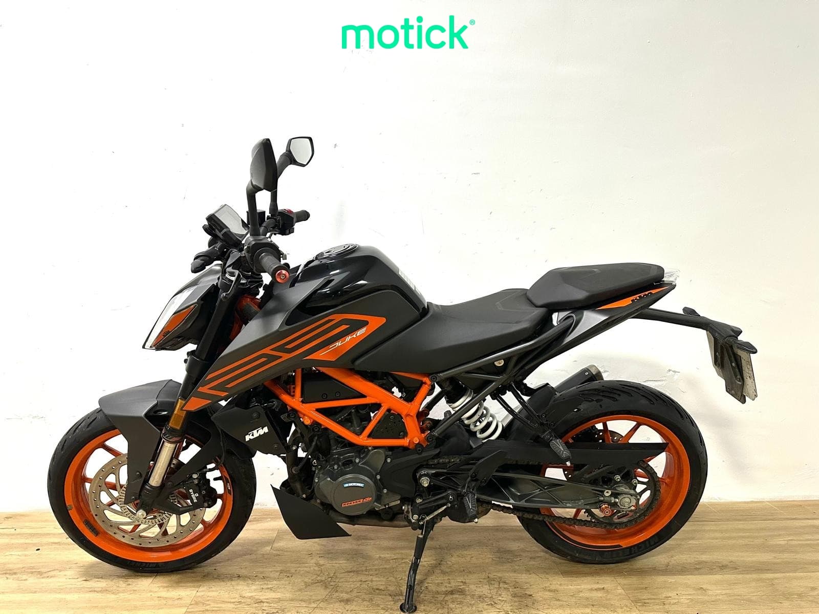 KTM DUKE 125