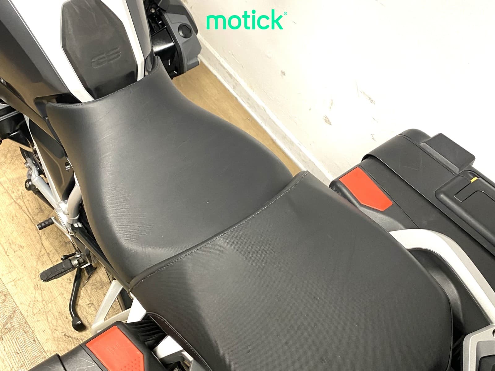 BMW R 1250 GS (3 MALETAS)