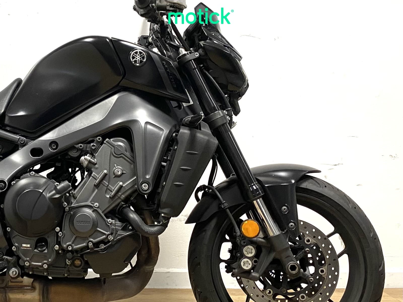 YAMAHA MT-09 (A2)