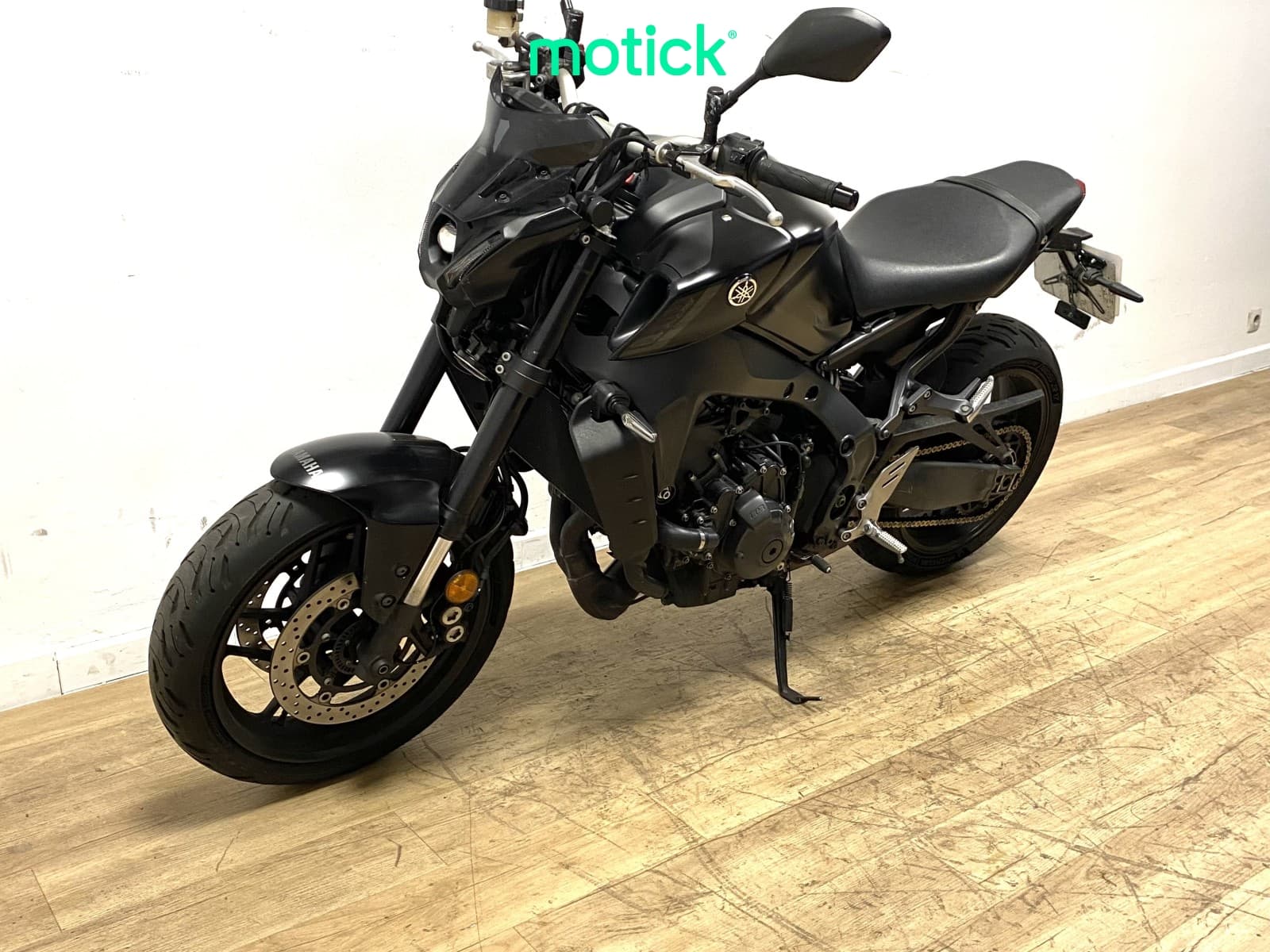 YAMAHA MT-09 (A2)