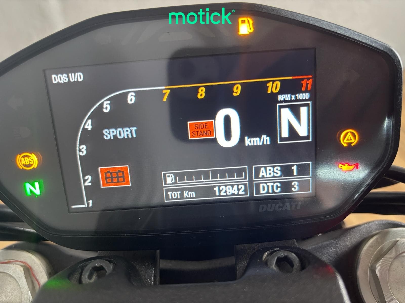 DUCATI MONSTER 821 (A)