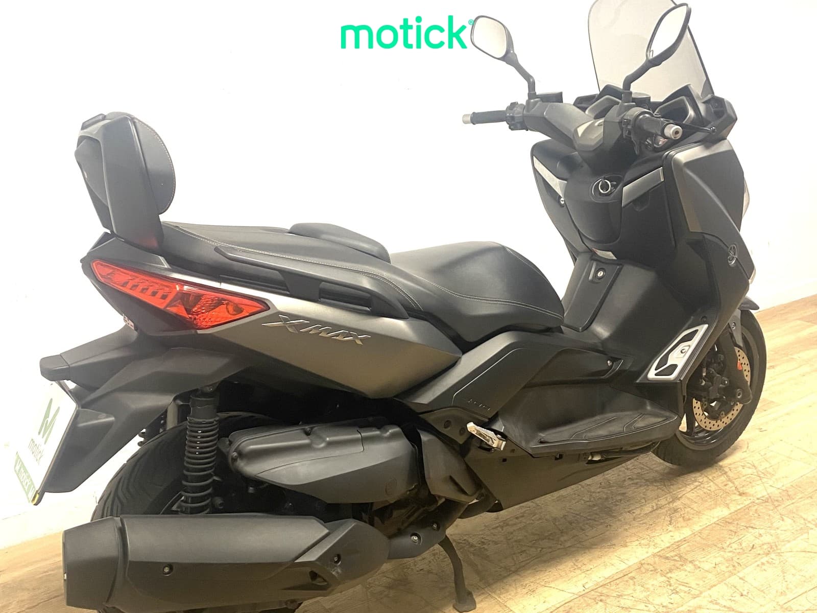 YAMAHA XMAX 400