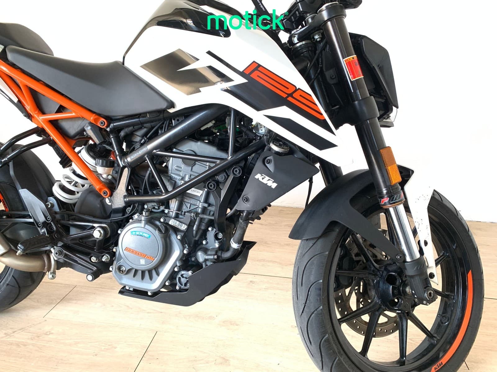 KTM DUKE 125