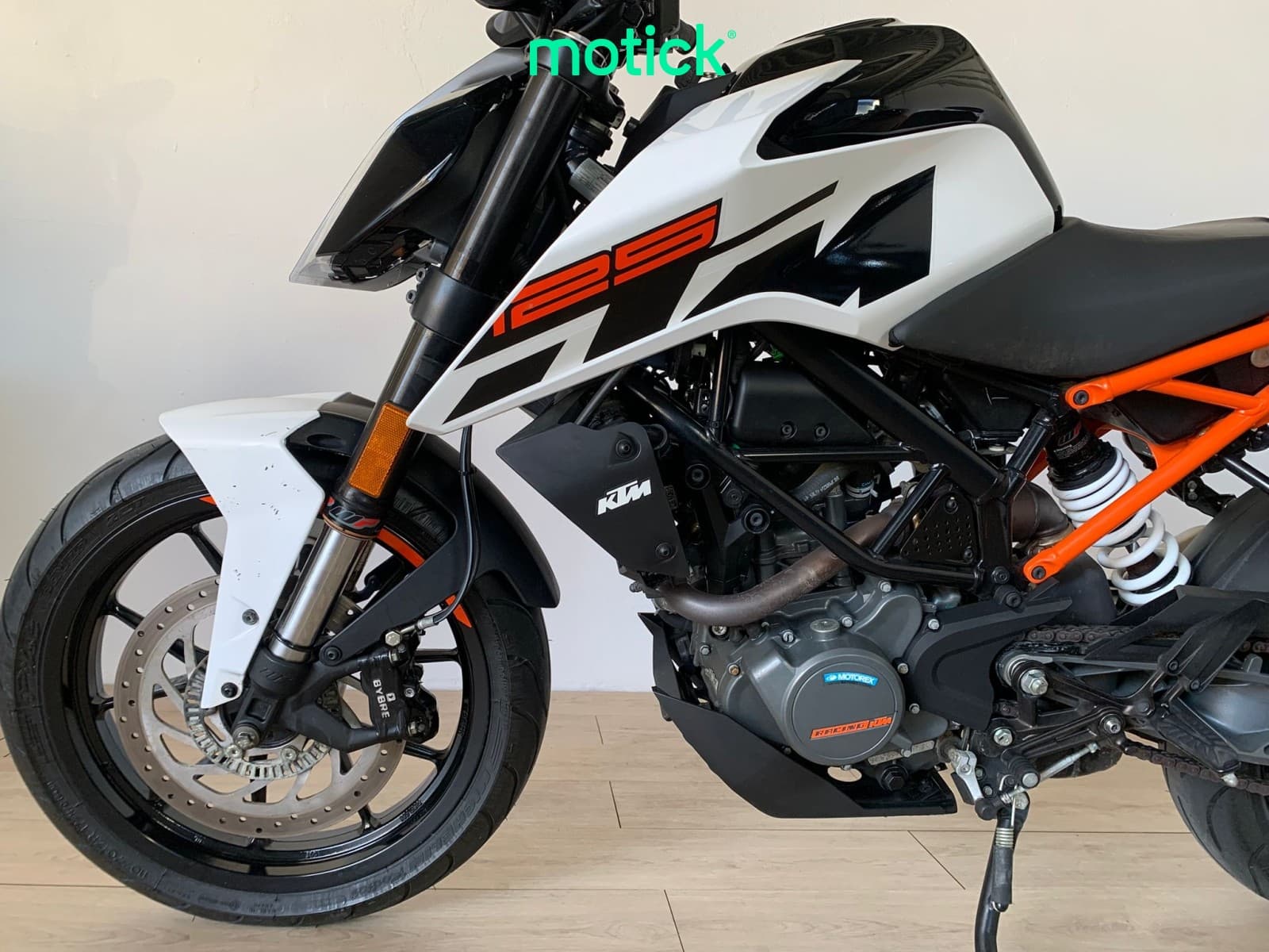 KTM DUKE 125