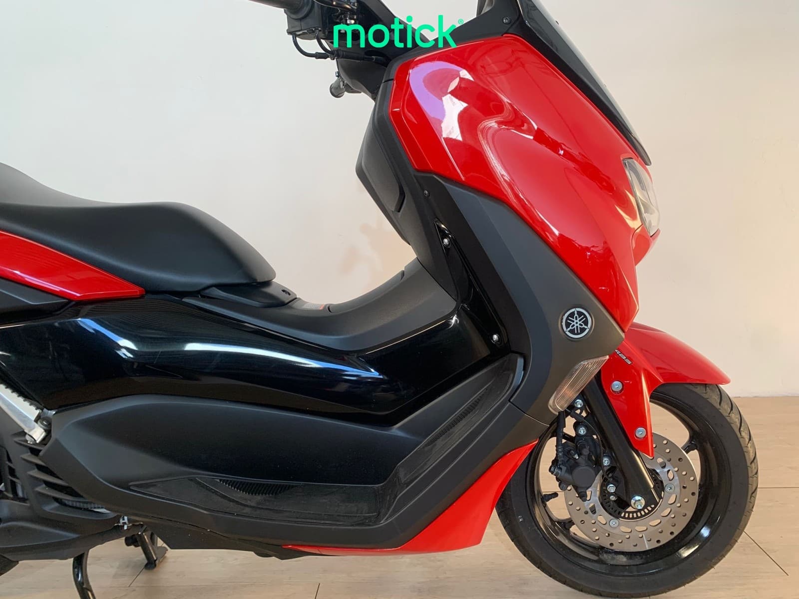 YAMAHA NMAX 125