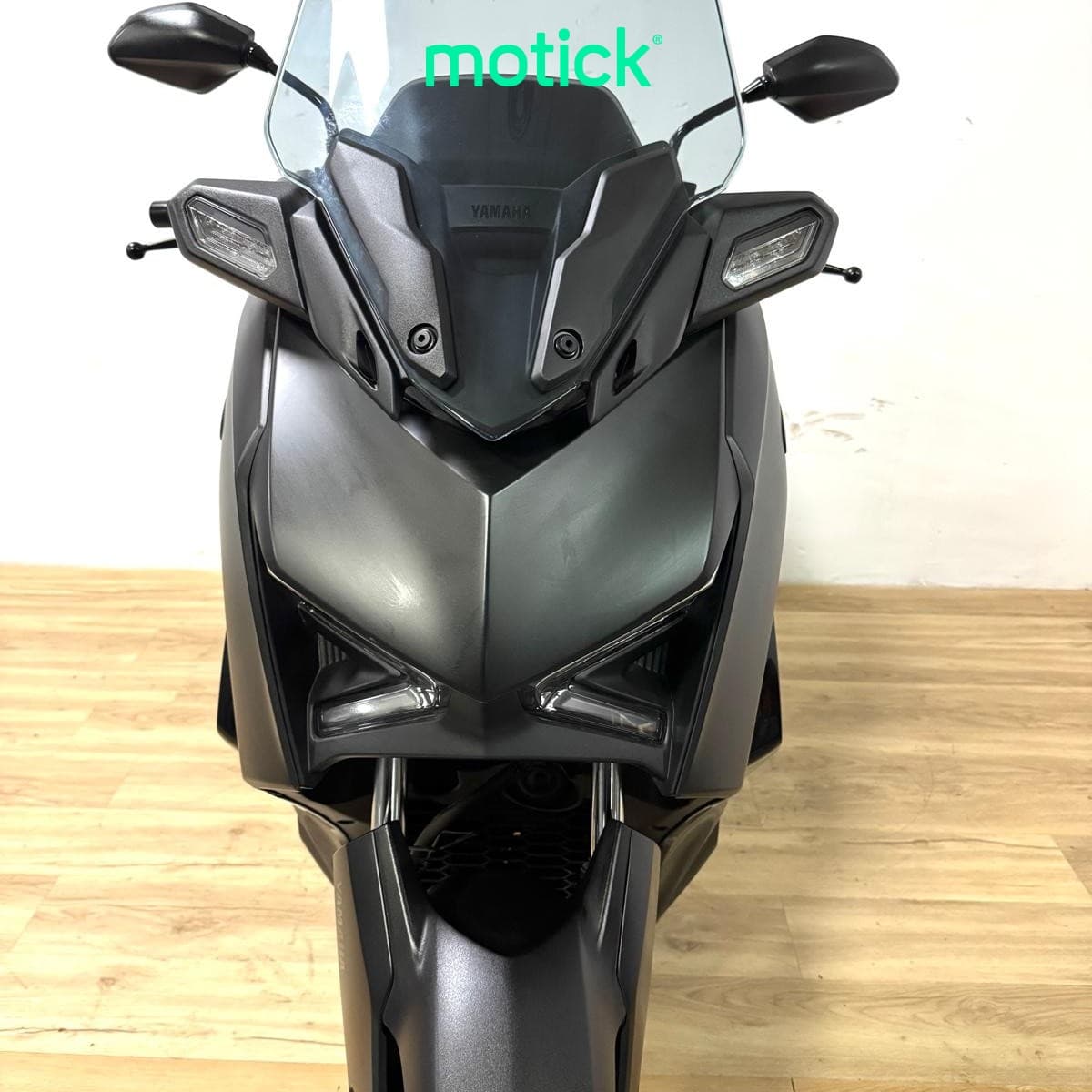 YAMAHA XMAX 125