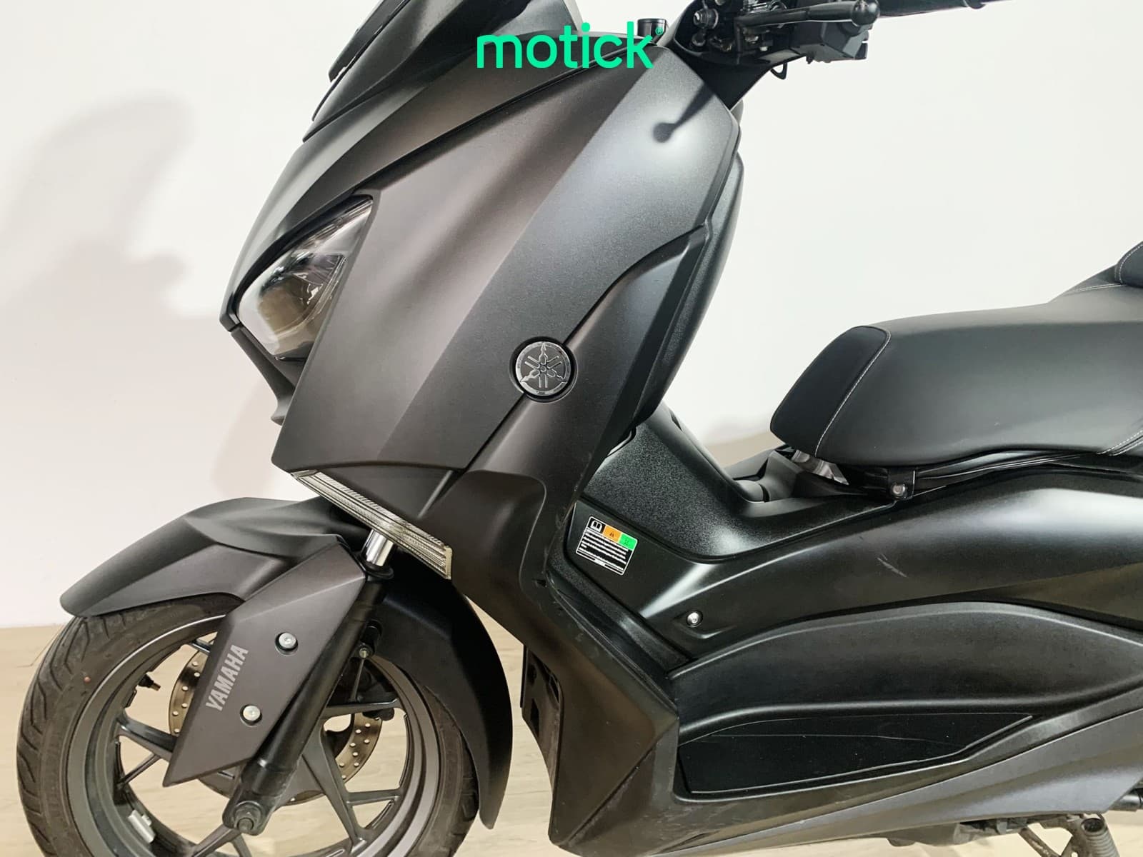 YAMAHA XMAX 300