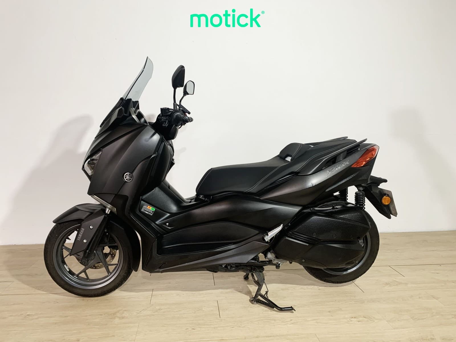 YAMAHA XMAX 300