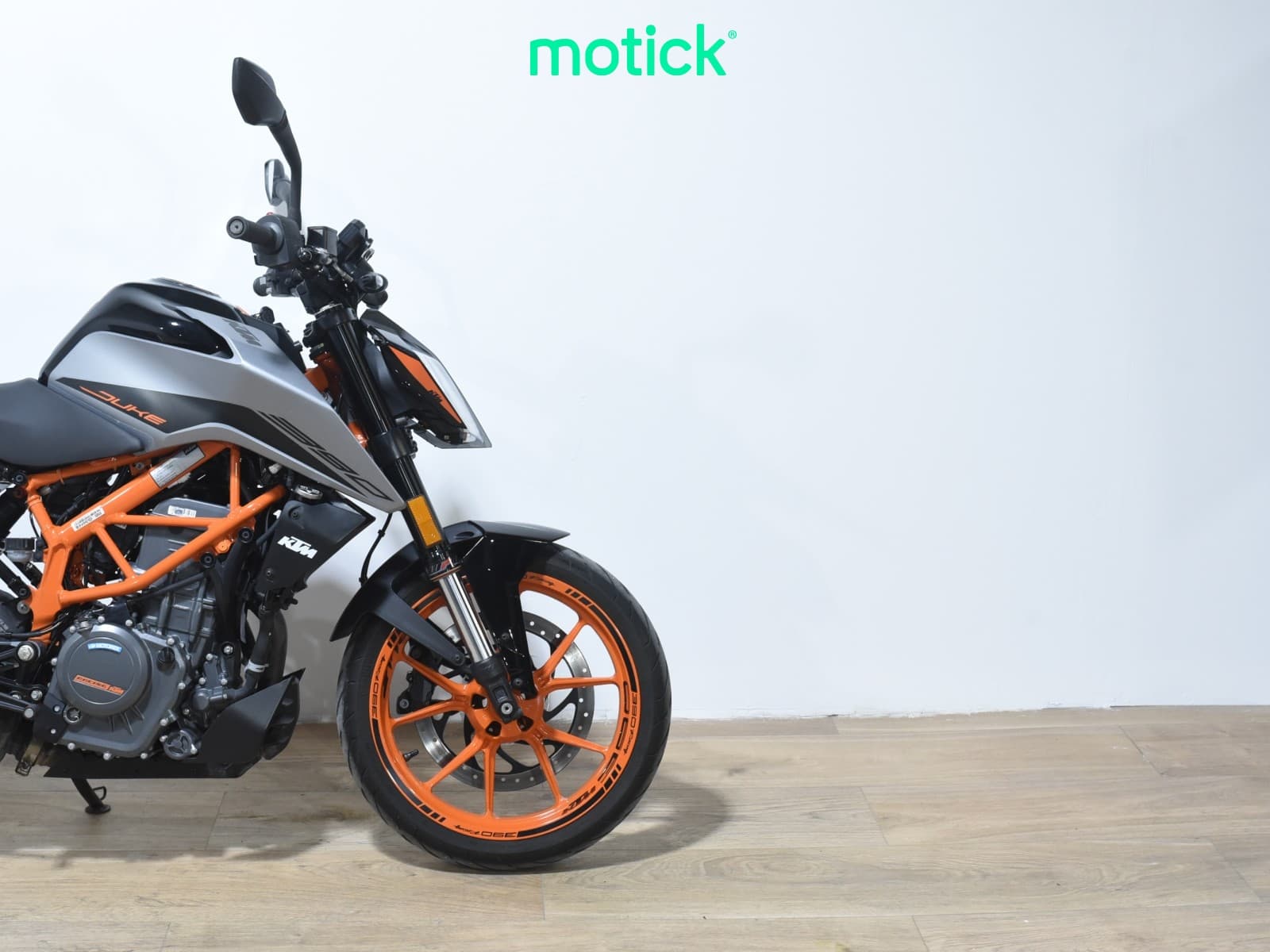 KTM DUKE 390