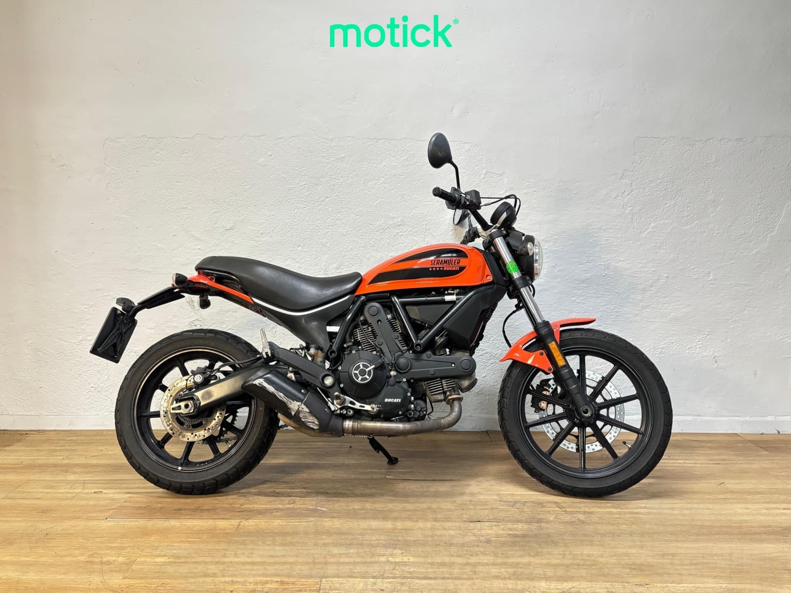 DUCATI SCRAMBLER 400