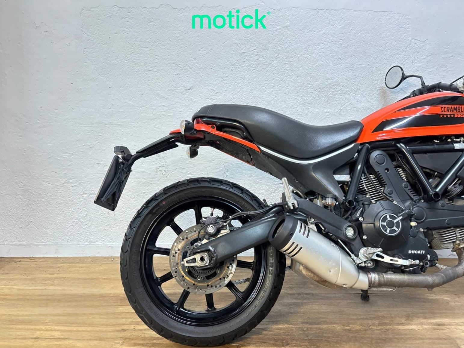 DUCATI SCRAMBLER 400