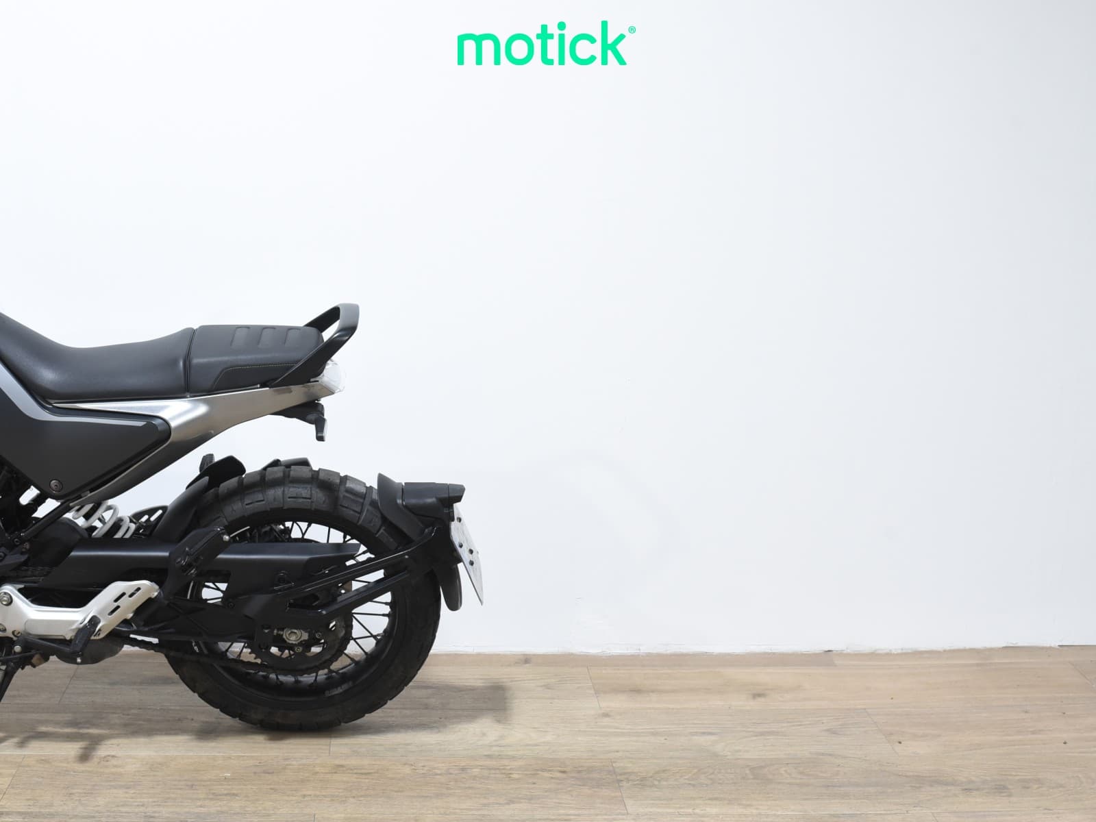 HUSQVARNA SVARTPILEN 125