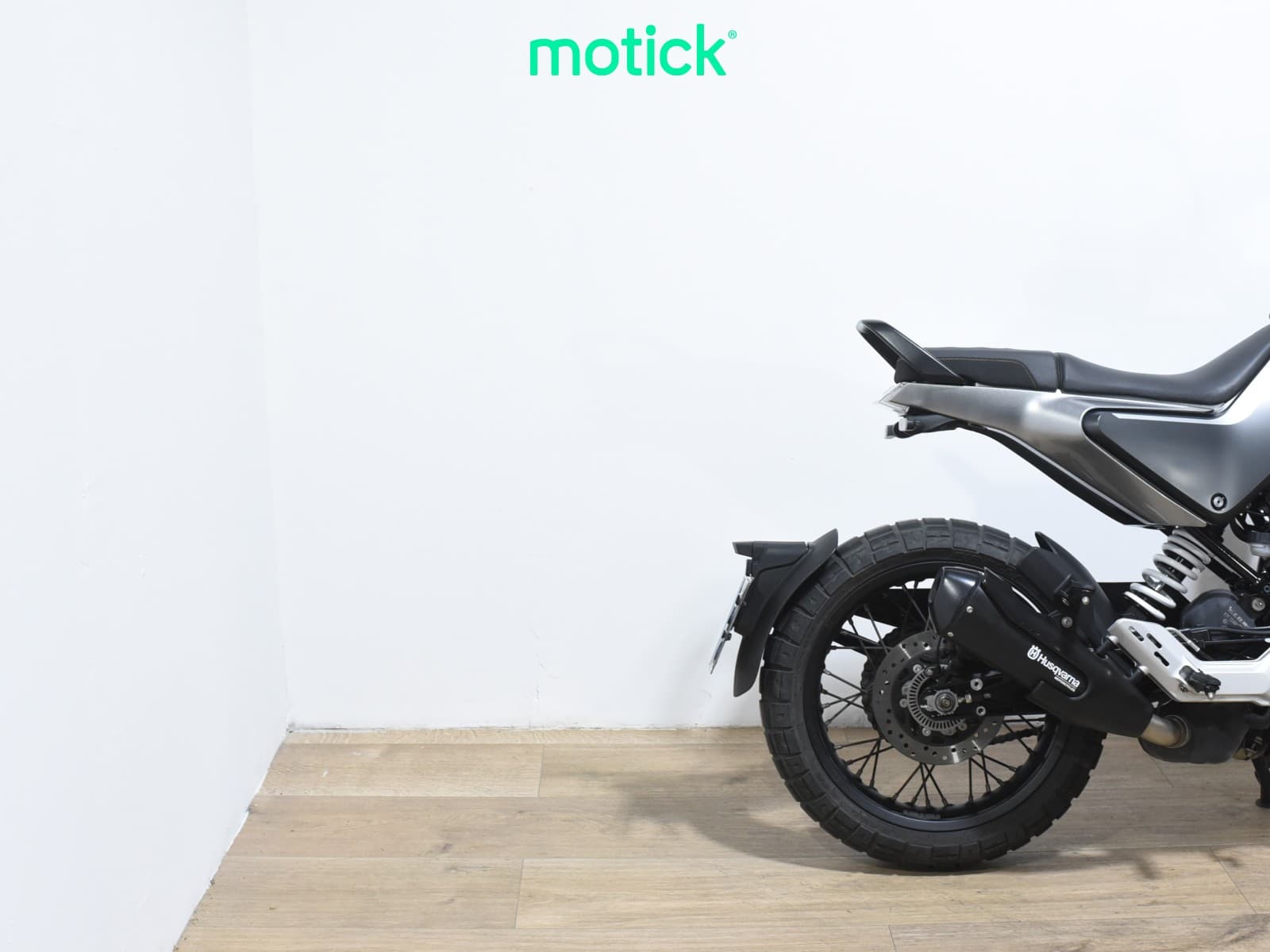 HUSQVARNA SVARTPILEN 125