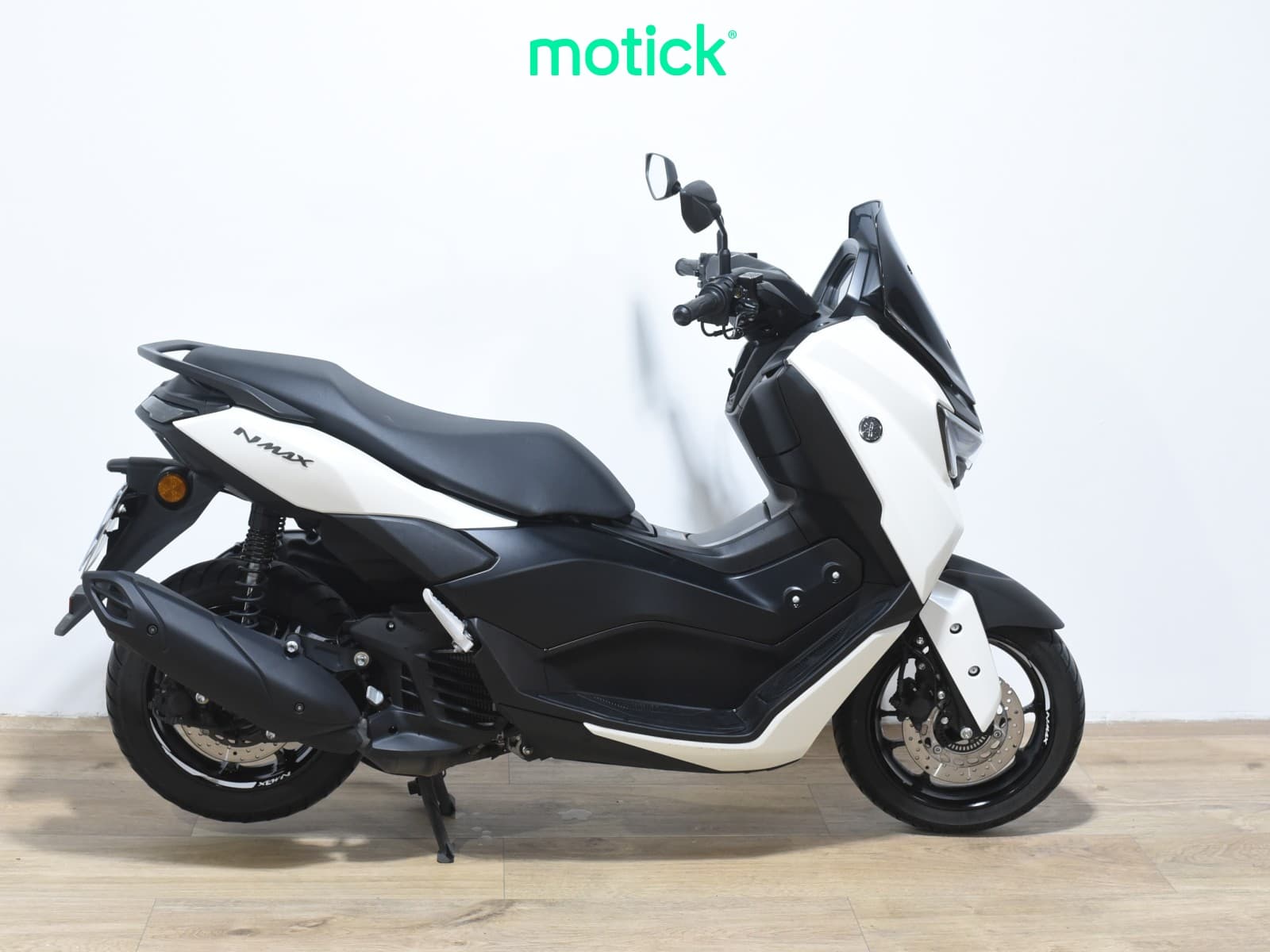 YAMAHA NMAX 125