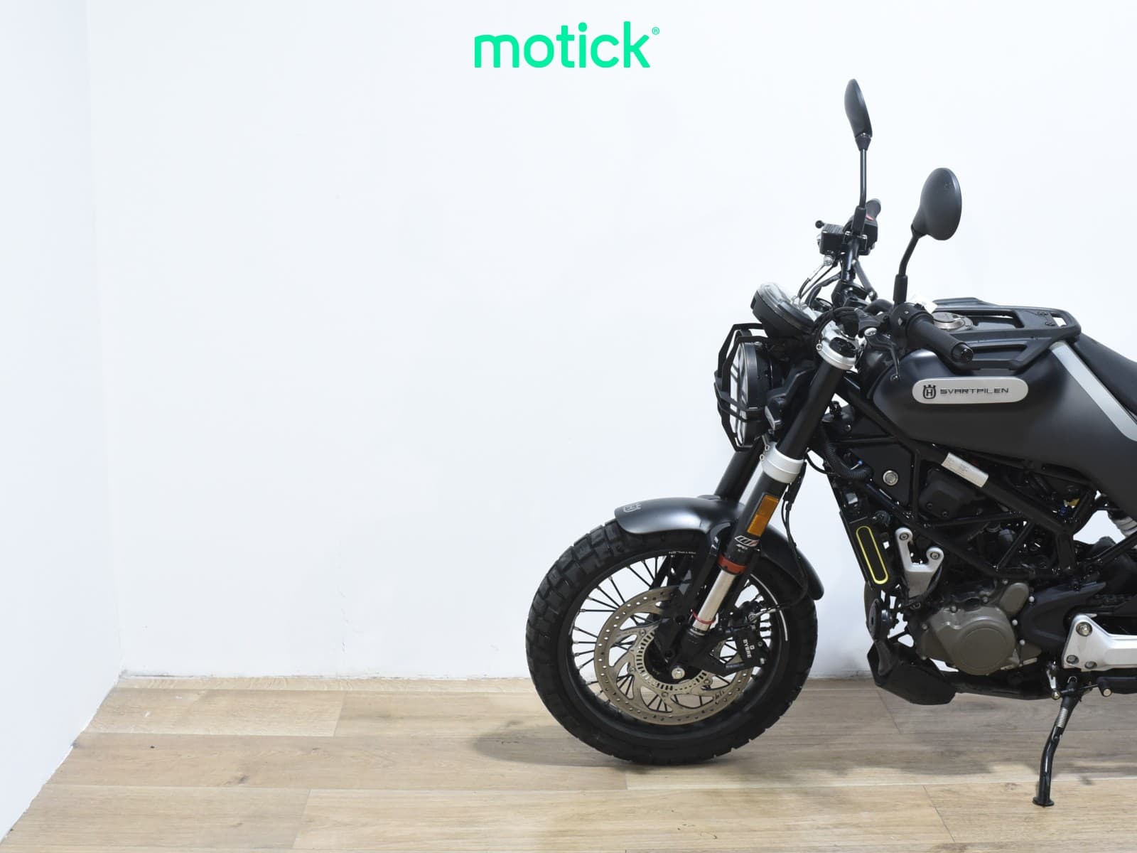 HUSQVARNA SVARTPILEN 125