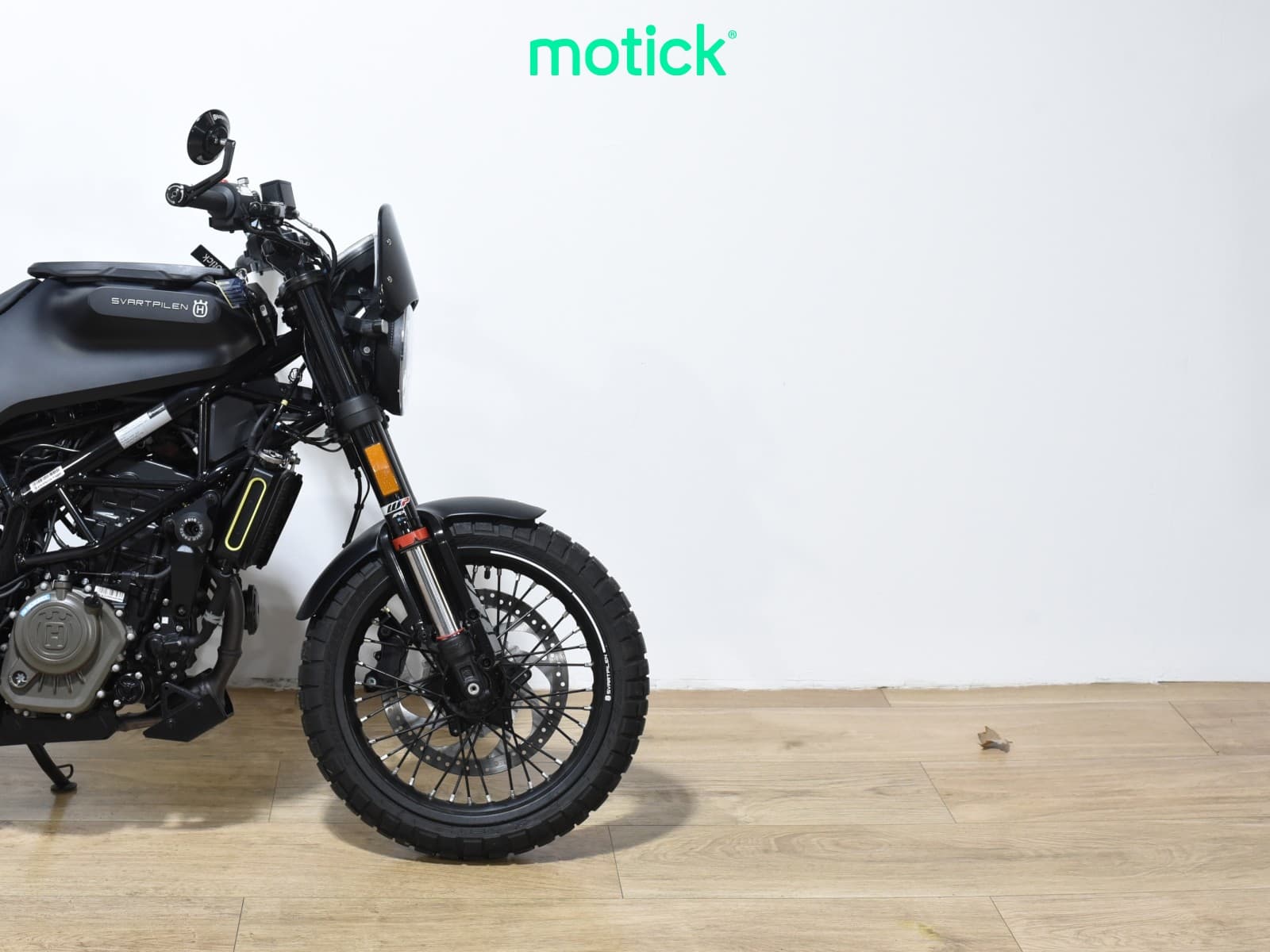 HUSQVARNA SVARTPILEN 125