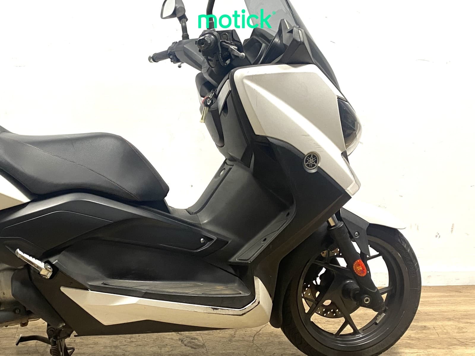 YAMAHA XMAX 250