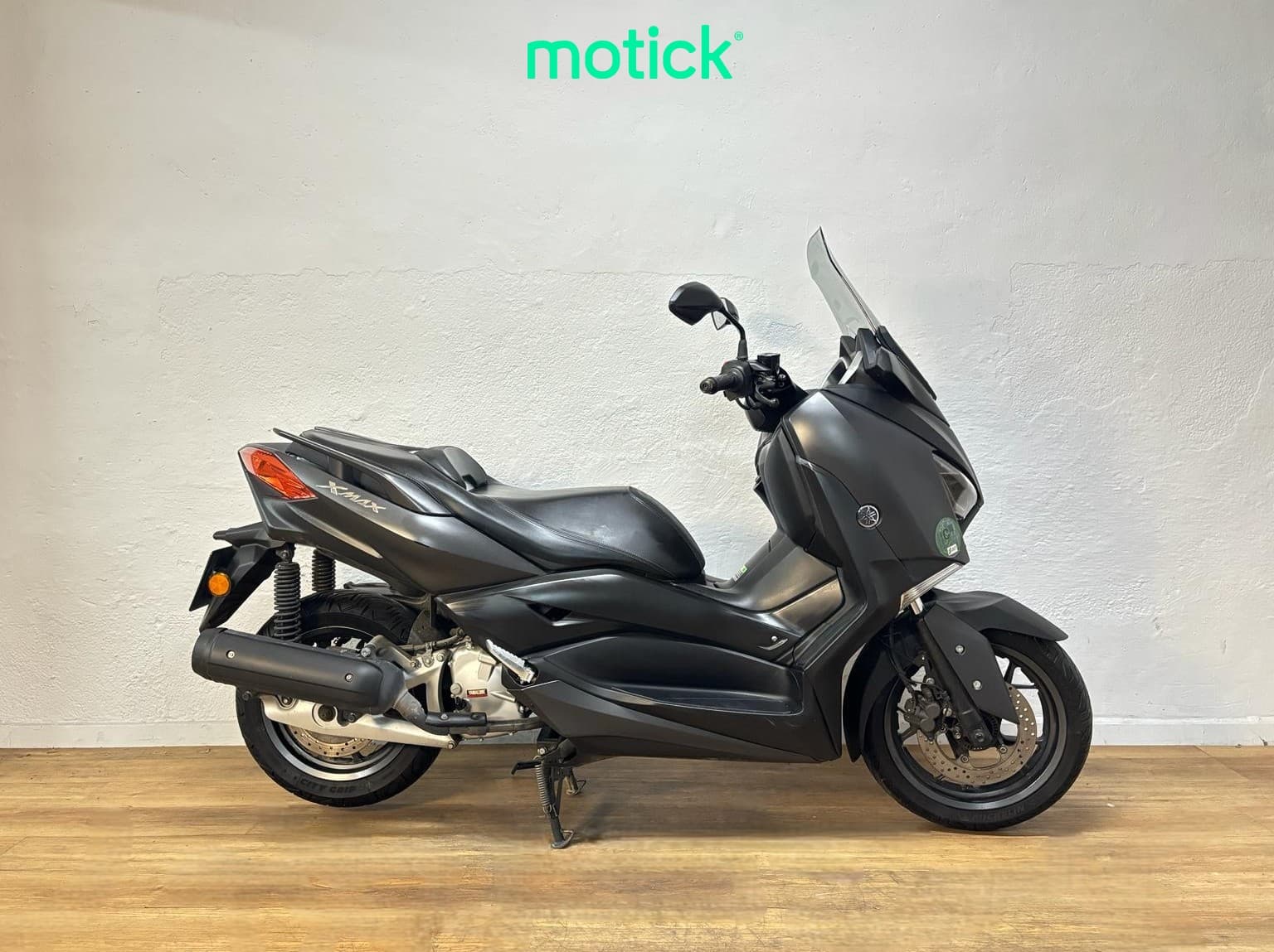 YAMAHA XMAX 125