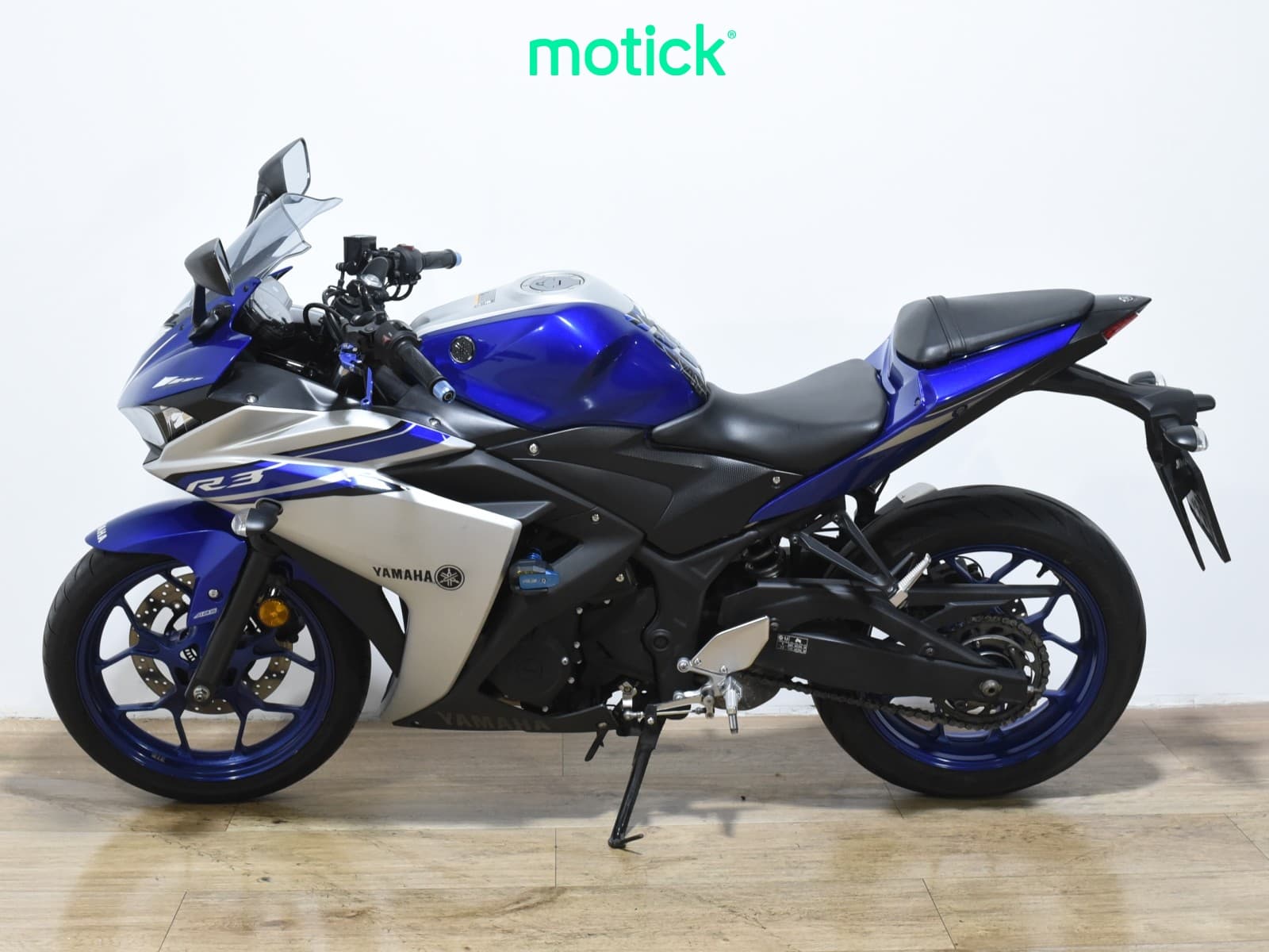 YAMAHA YZF R3