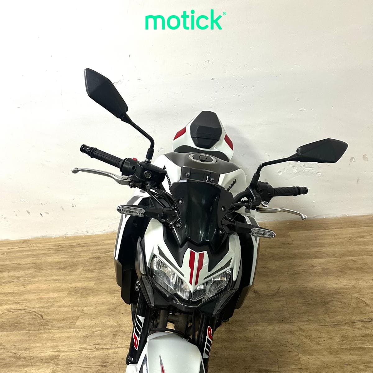 KAWASAKI Z 900 (FULL)