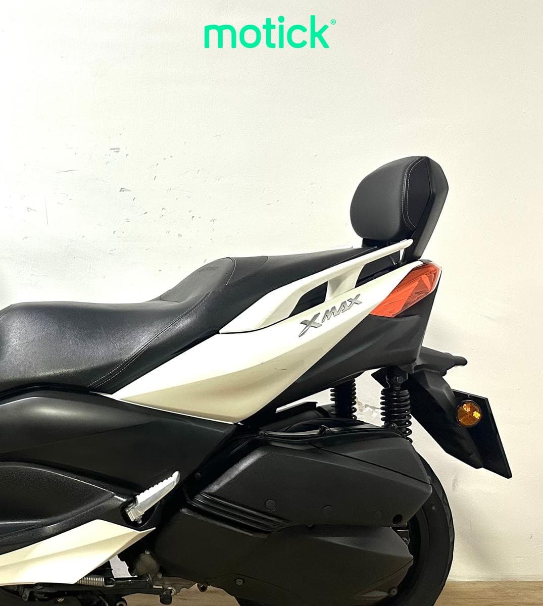YAMAHA XMAX 300