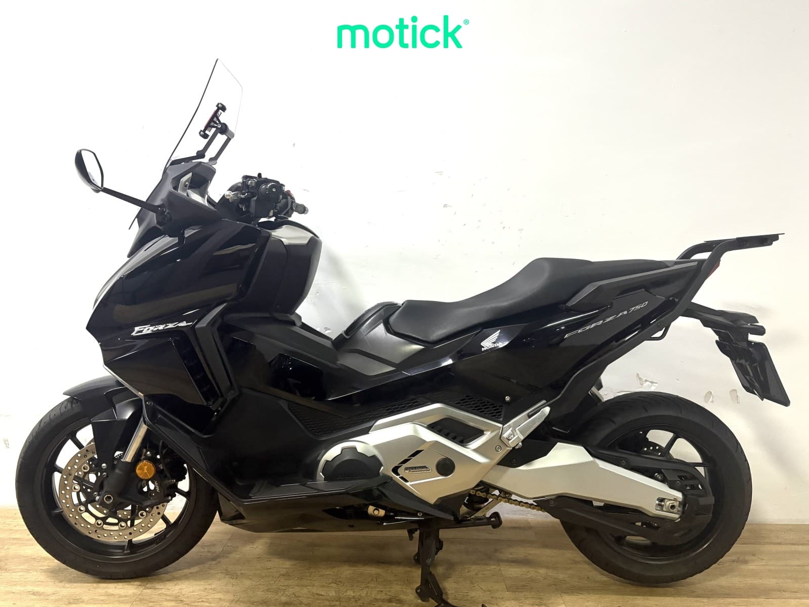 HONDA FORZA 750 (A)